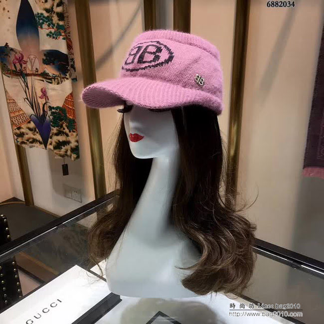 BALENCIAGA巴黎世家 高端款 保暖針織鴨舌帽 6882034 LLWJ8473